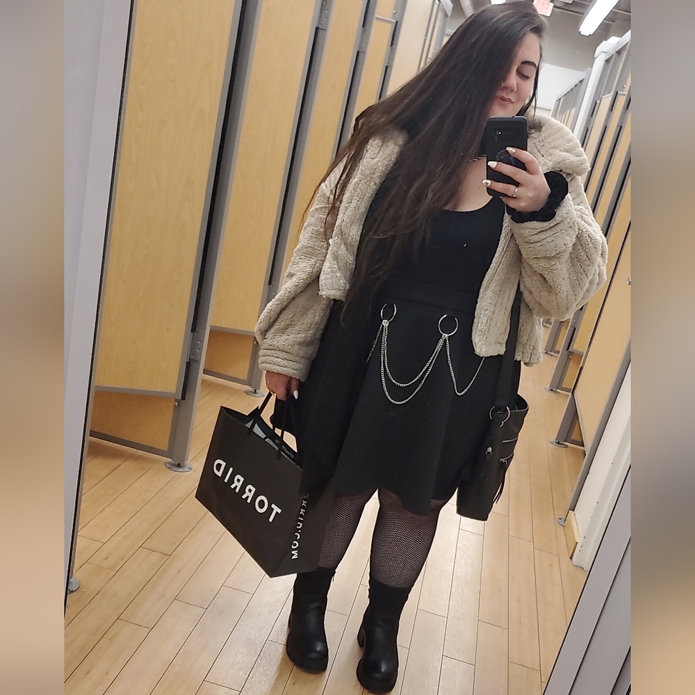 Meet your Posher, Geena
